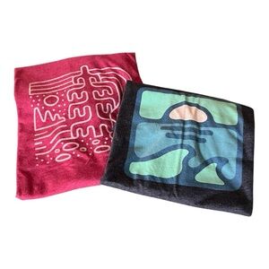 Bundle of 2 WOHVEN Graphic Tees - Size XXL